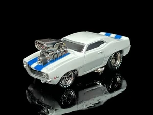 Pro Street 69 Camaro Z/28 *Dover Wht w/ Blue Stripes* 1/64 Loose Muscle Machine - Picture 1 of 9