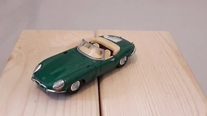 Jaguar E Cabriolet 1961 - 1/43 - 1997 - Green - New Ray - China - Bild 1 von 6