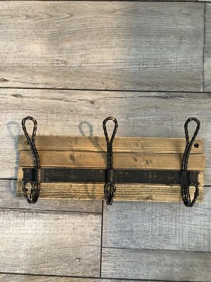 Perchero de pared de madera y metal rústico toallero industrial percha pasillo 3 ganchos Foto 1 de 4