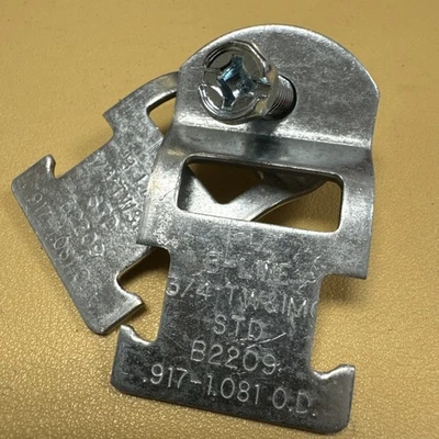 (LOT OF 50) B-Line B2210 1" & B2209 3/4" TW IMC STD Conduit Strut Pipe Clamp - Image 1 of 3
