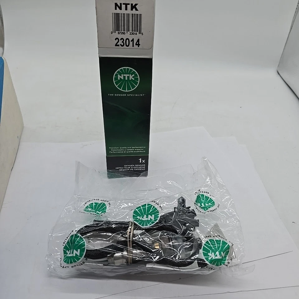 Sensor de oxígeno NGK Canadá 23014 Foto 1 de 4