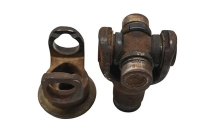 00 Arctic Cat 300 4x4 eje de transmisión delantero junta universal Foto 1 de 3