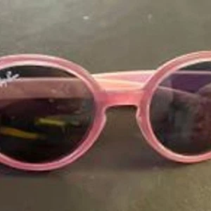 RB9075S KIDS Sunglasses in Fuchsia On Pink and Dark Grey - RB9075S - Picture 1 of 6