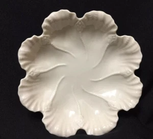 Línea de artículos de regalo Lenox EE. UU. Hoja esculpida de marfil NUEVO ETIQUETAS de colección - Imagen 1 de 4
