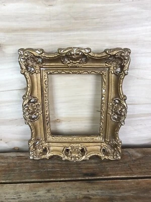 Vtg Ornate Gold Hollywood Regency Plaster Rectangle Wood 8x7" for 5x4" Picture - Image 1 of 4