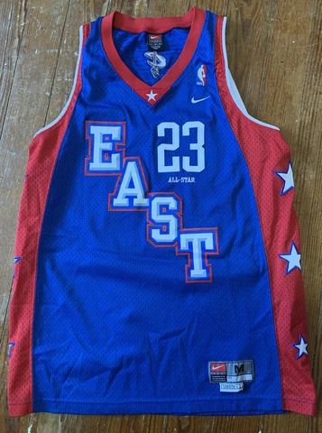 LeBron James 2004 Nike Authentic NBA All Star Jersey Size Medium +2 Length Cover