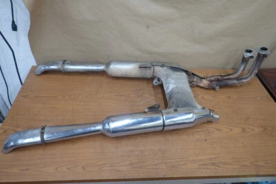 84 85 86 87 CABEZAL SILENCIADOR ESCAPE HONDA GOLDWING GL1200 VER DESCRIPCIÓN  Foto 1 de 4