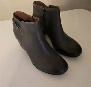 NEW Women's Dansko Perry Waterproof Burnished Grey Ankle Boot SIZE 38 - Picture 1 of 5