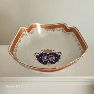 Beautiful Vintage Chelsea Royal Coat Of Arm 9.5"x4" Porcelain Bowl Made In Japan - Picture 1 of 18