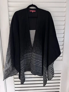 Catherine Malandrino Wool Black Grey Pattern Cape Mantle Size XS/S - Picture 1 of 7