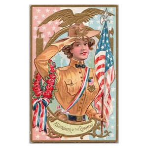 Hija del Regimiento - Postal Antigua - Soldada Patriótica Uniformada - Imagen 1 de 2
