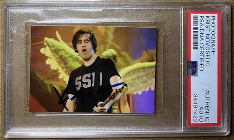 KRIST NOVOSELIC NIRVANA SIGNED PHOTOGRAPH AUTOGRAPH PSA DNA CERTIFIED PICTURE Cover