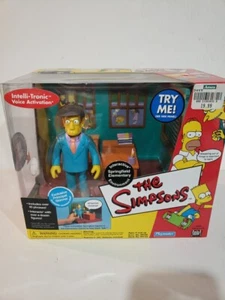 THE SIMPSONS INTERACTIVE SPRINGFIELD ELEMENTARY ENVIRONMENT SKINNER SEALED BOX - Picture 1 of 7