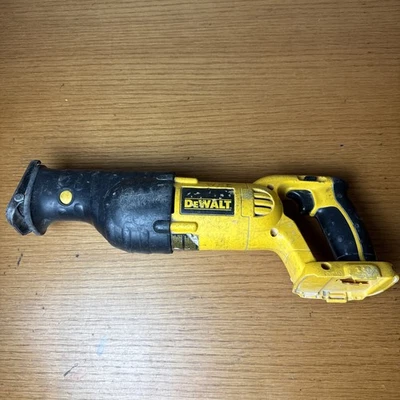 DEWALT DC385 18V Type 2 Variable Speed Reciprocating Saw Bare Tool ONLY TESTED - Image 1 of 4