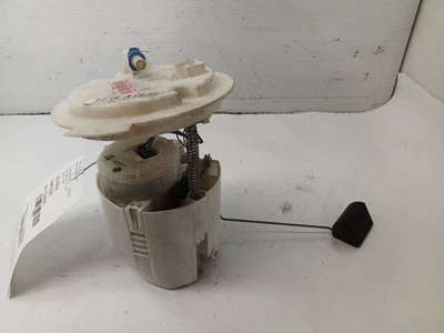 Fuel Pump Assembly from 2014 Chrysler 200 2.4L 8935108 - Image 1 of 4