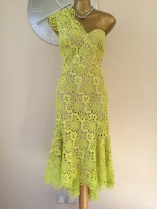 💕KAREN MILLEN - 14 UK - LIME-YELLOW, ONE SHOULDER, FLORAL LACE COCKTAIL DRESS. - Picture 1 of 8