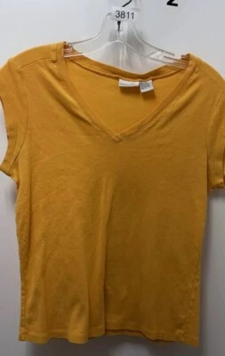 Camiseta Newport News Amarilla Cuello en V Talla L Foto 1 de 3