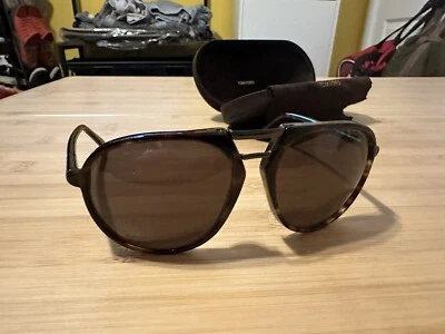 Gafas de sol vintage Tom Ford 140 mm con marco Habana oscuro Foto 1 de 4