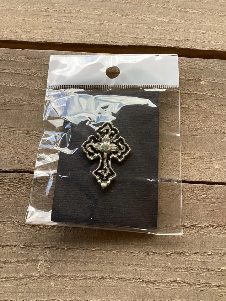 Pin sombrero cruz Foto 1 de 1