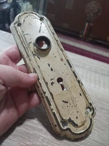 Vintage architectural salvage door knob backplate. 2 - Picture 1 of 5