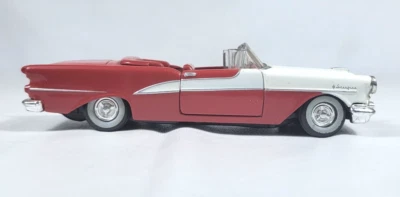 Road Champs 1:43 1955 Oldsmobile Starfire Convertible - Image 1 of 4