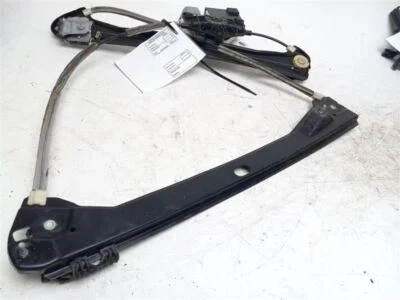 2013 - 2015 VOLKSWAGEN PASSAT FRONT DRIVER DOOR WINDOW REGULATOR 61563 - Imagem 1 de 4