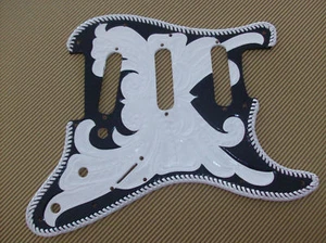 Leather Pickguard for Fender Stratocaster - Picture 1 of 3