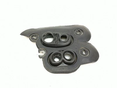 2008 BMW 328i 335i 328xi 335xi E90 E92 E93 A/C Pipe Hose Sealing Plate Grommet  - Image 1 of 4