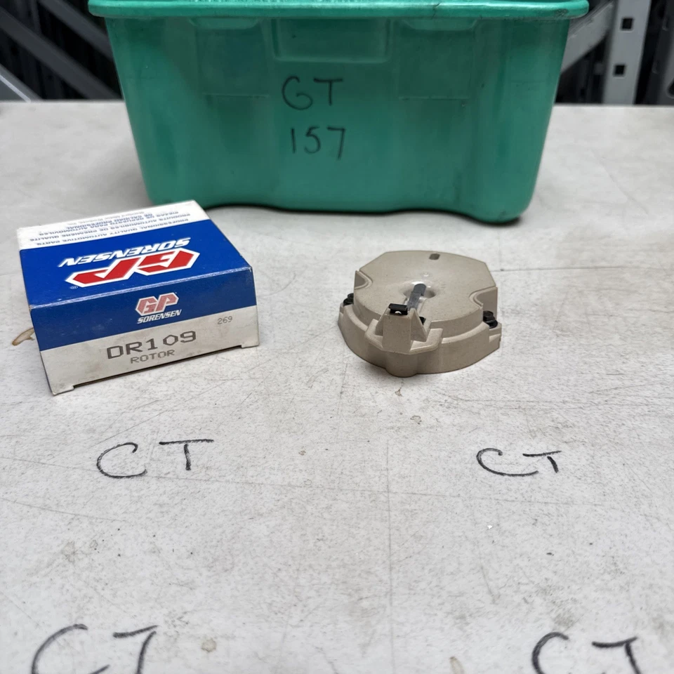 Distributor Rotor GP Sorensen DR109 Fits many GM Chevy V8 Engines 1977-1987 - Image 1 of 1