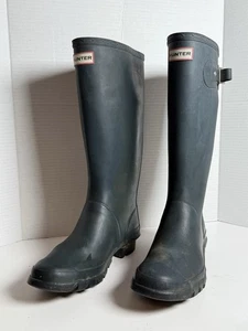 Hunter Huntress  Boots / Rainboots - Men’s 7 / Women’s 8  - Dark Green - Picture 1 of 22