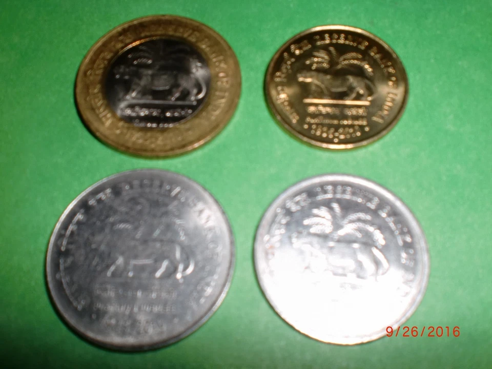 MONEDAS CONMEMORATIVAS DE LA INDIA - 4 MONEDAS - RS.10,5,2 Y 1 - JUBILEO DE PLATINO - BANCO DE RESERVA #5J Foto 1 de 4