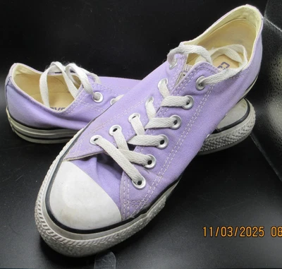 CONVERSE ALL STARS~PURPLE COLOR~ UNISEX~WOMEN'S SIZE 8 - Image 1 of 4