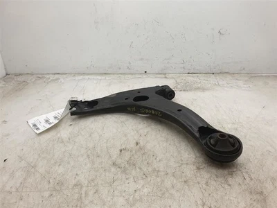 05-10 SCION TC BRAZO DE CONTROL INFERIOR LADO PASAJERO DELANTERO DERECHO  Foto 1 de 4