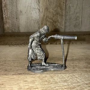 Zinn 17. Jahrhundert Pirat mit Teleskop Galileo Galilei 3" historisch - Bild 1 von 5