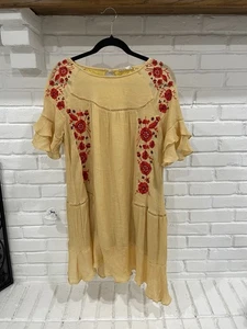 Altar’d State gelbes Kleid M rot bestickt Boho Rüschensaum Festival Style - Bild 1 von 5