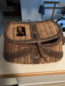Vintage Wicker Leather Creel Fishing Original From 1920’s-1940’s Cabin Decor🎣 - Picture 1 of 9