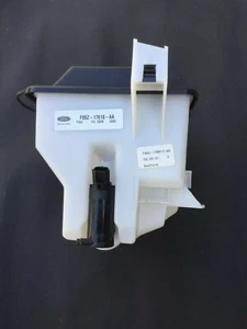 OEM NEW FORD 1998-2000 F150 WINDSHIELD WASHER RESERVOIR F85Z 17618 AA - Picture 1 of 4