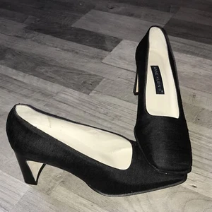 Anne Klein II Black Block Heel Square Toe Shoes, Size  6.5 - Picture 1 of 5