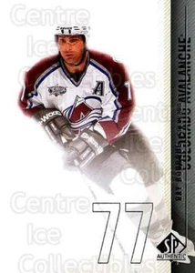 2010-11 Sp Authentic #52 Ray Bourque - Picture 1 of 1