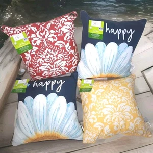 4 Mainstay Pillows Outdoor Indoor Happy Blue Yellow Red New with Tags - Picture 1 of 7