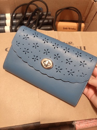 COACH Tracolla a catena nuova con etichette con cinturino da polso F58072