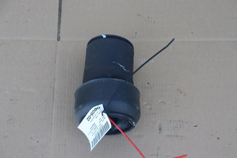 2014-2018 BMW X5 F15 XDRIVE REAR LEFT SIDE SUSPENSION AIR COIL SPRING OEM - Image 1 of 4