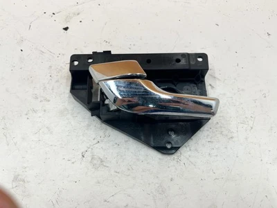 09-15 JAGUAR XF X250 PUERTA TRASERA IZQUIERDA LADO CONDUCTOR LIBERACIÓN INTERIOR TIRADOR OEM Foto 1 de 4