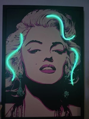 Arte de pared LED New Age Marilyn Monroe Foto 1 de 2
