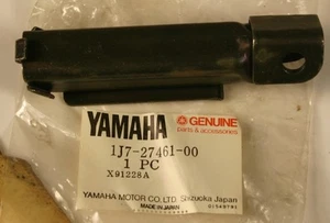 Yamaha XS750 XS850 RIGHT FOOTPEG FRAME Rest ~ NOS 1J7-27461-00-00 - Picture 1 of 2