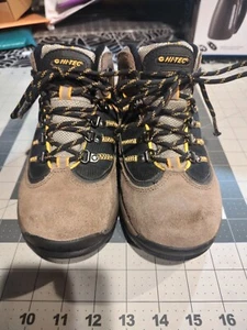 Hi-Tec Cape Trail WP Youth Boots Size 4.5 Very Clean - Picture 1 of 10