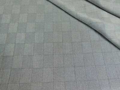 Traje a cuadros de mezcla de rayón gris jaspeado ligero de 3+ yardas RP75 Foto 1 de 4