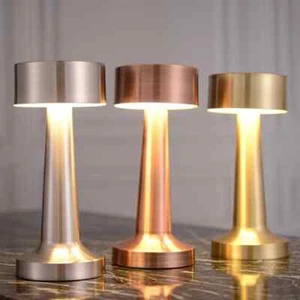 lampada da tavolo TOUCH retrò in metallo LED luci notturne ricaricabili - Imagen 1 de 9