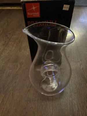 Jarra hecha a mano Bormioli Rocco Premium Foto 1 de 4