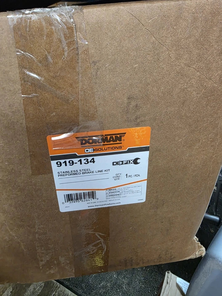 KIT LÍNEA FRENO PREFORMADO ACERO INOXIDABLE DORMAN 919-134 PARA 99-20 CHEVY GMC 2500 Foto 1 de 4